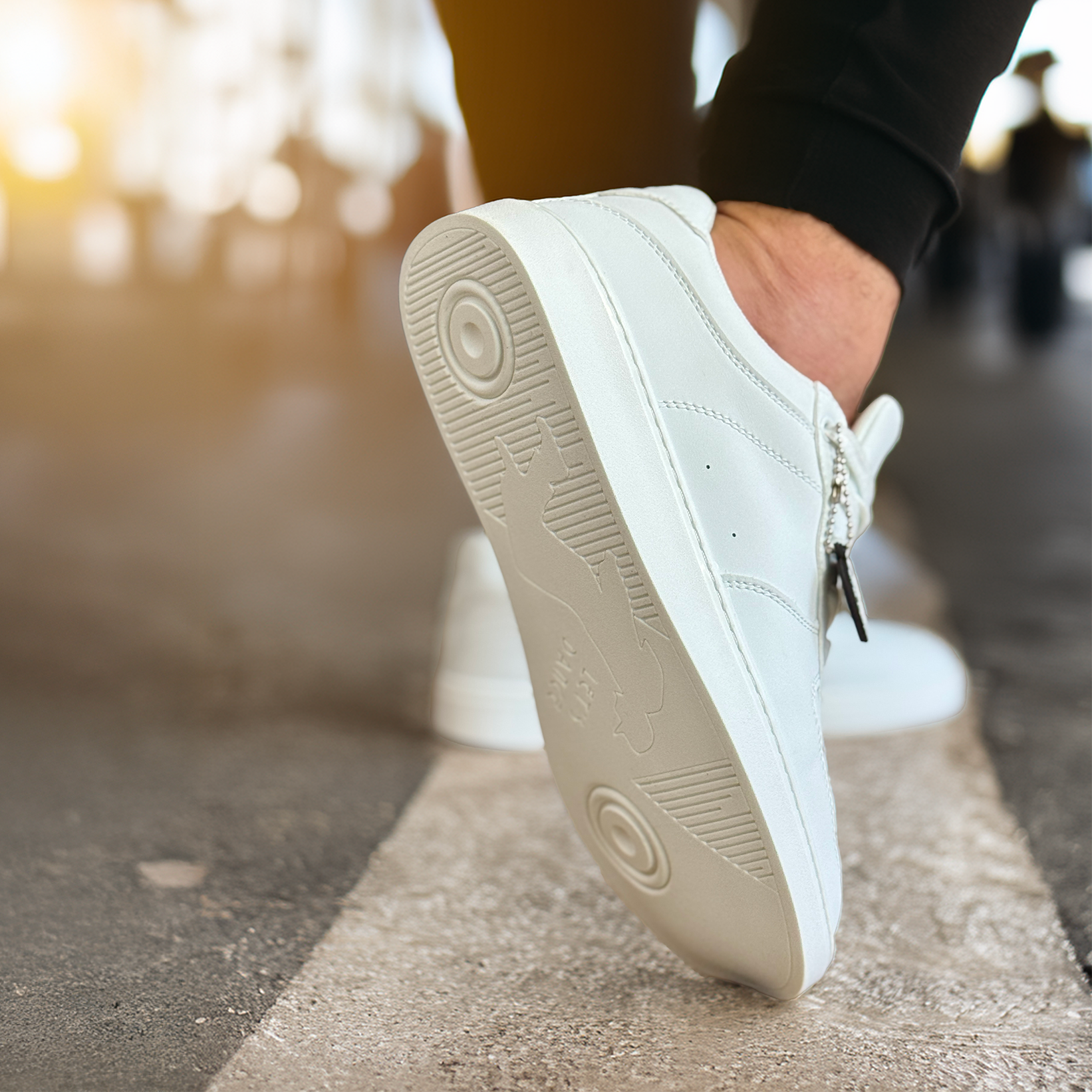 [FLOW WHITE] Unisex Low-Top White Dance Sneakers